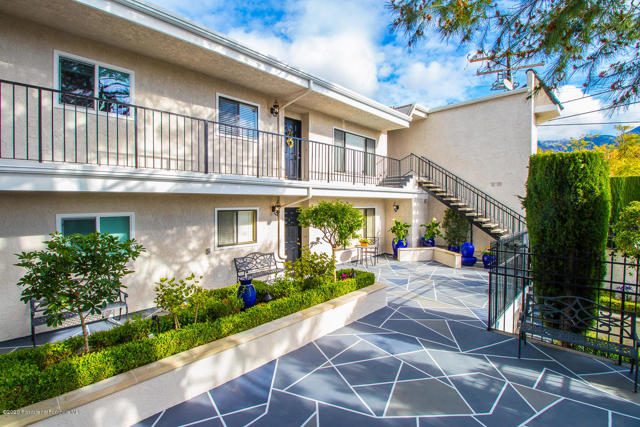 Gardens at La Crescenta